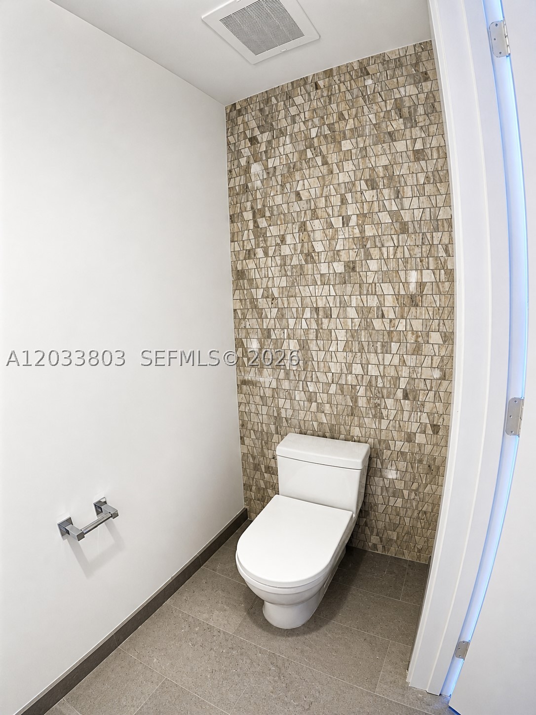 RISE CONDO - Residential