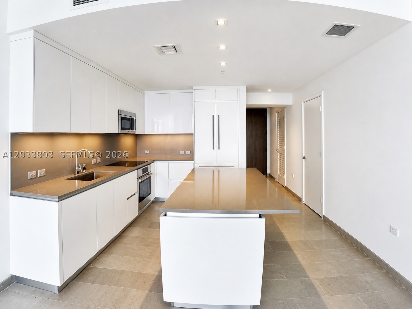 RISE CONDO - Residential