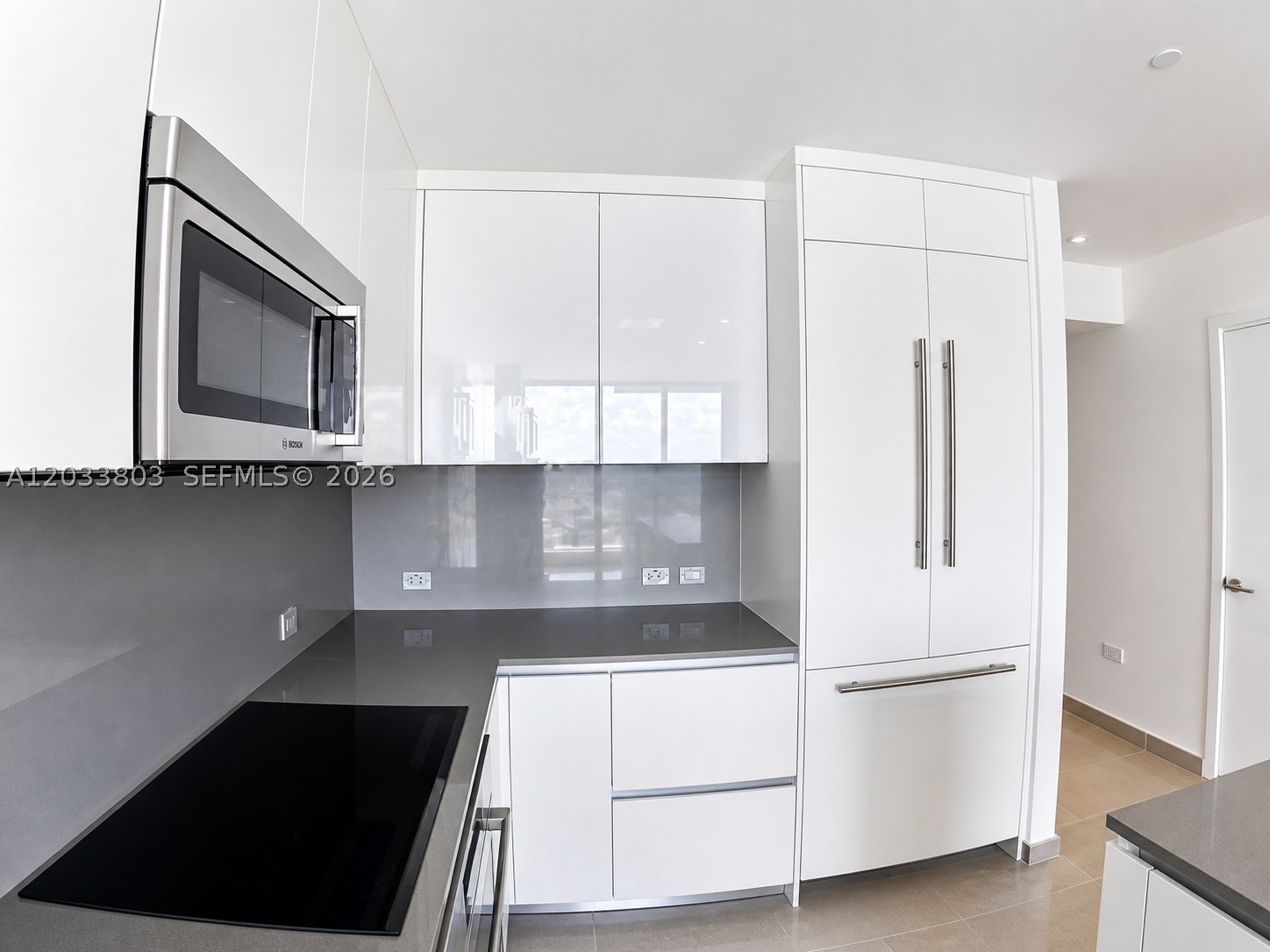 RISE CONDO - Residential
