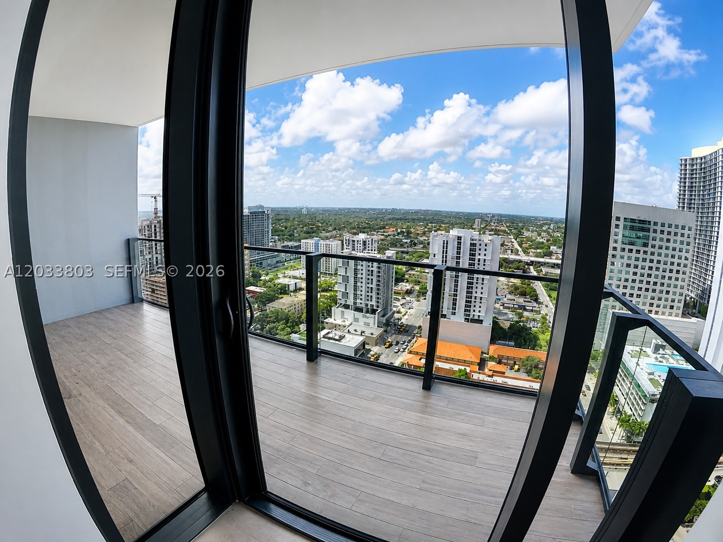 RISE CONDO - Residential