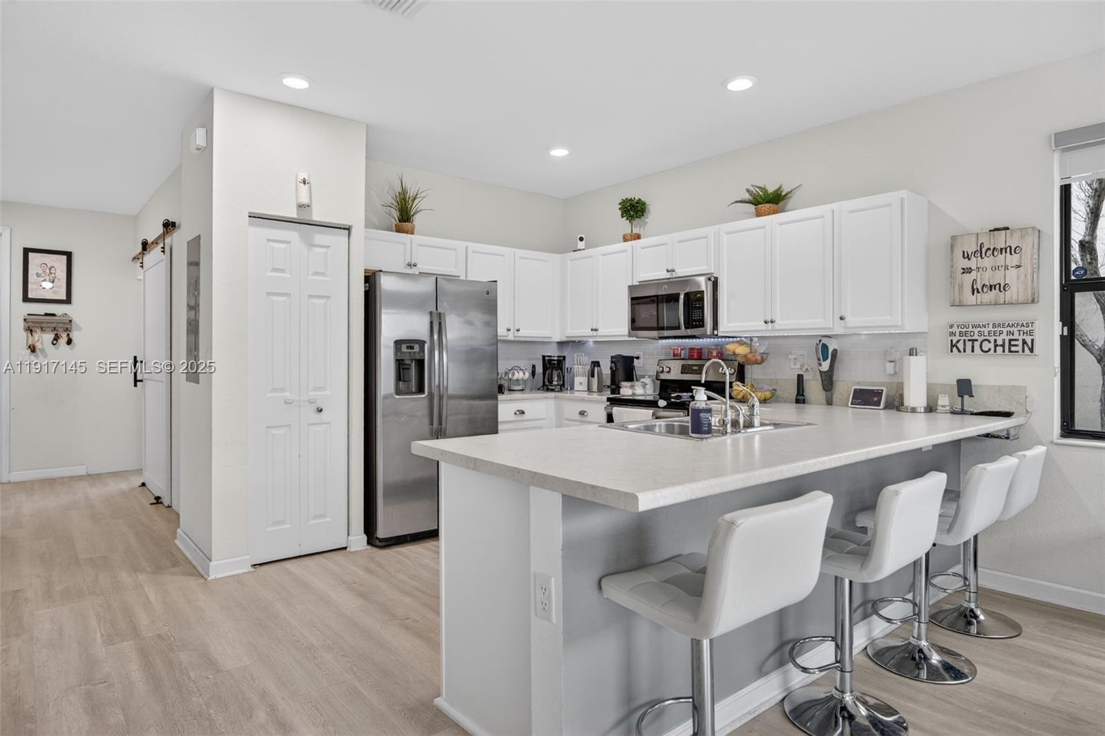 COCO PALM ESTATES - Residential