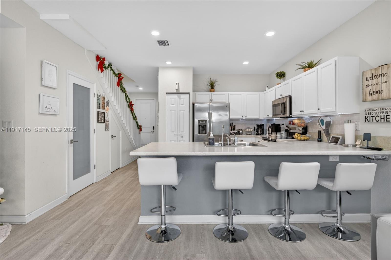COCO PALM ESTATES - Residential