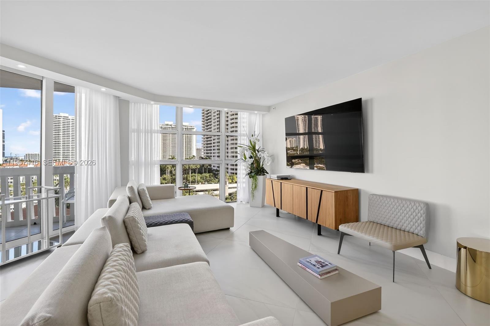 1000 ISL BLVD WILLIAMS IS - Residential