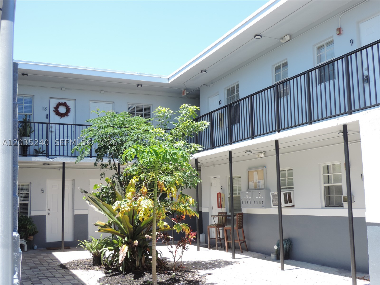 THOMAS GROVE CONDO - Residential