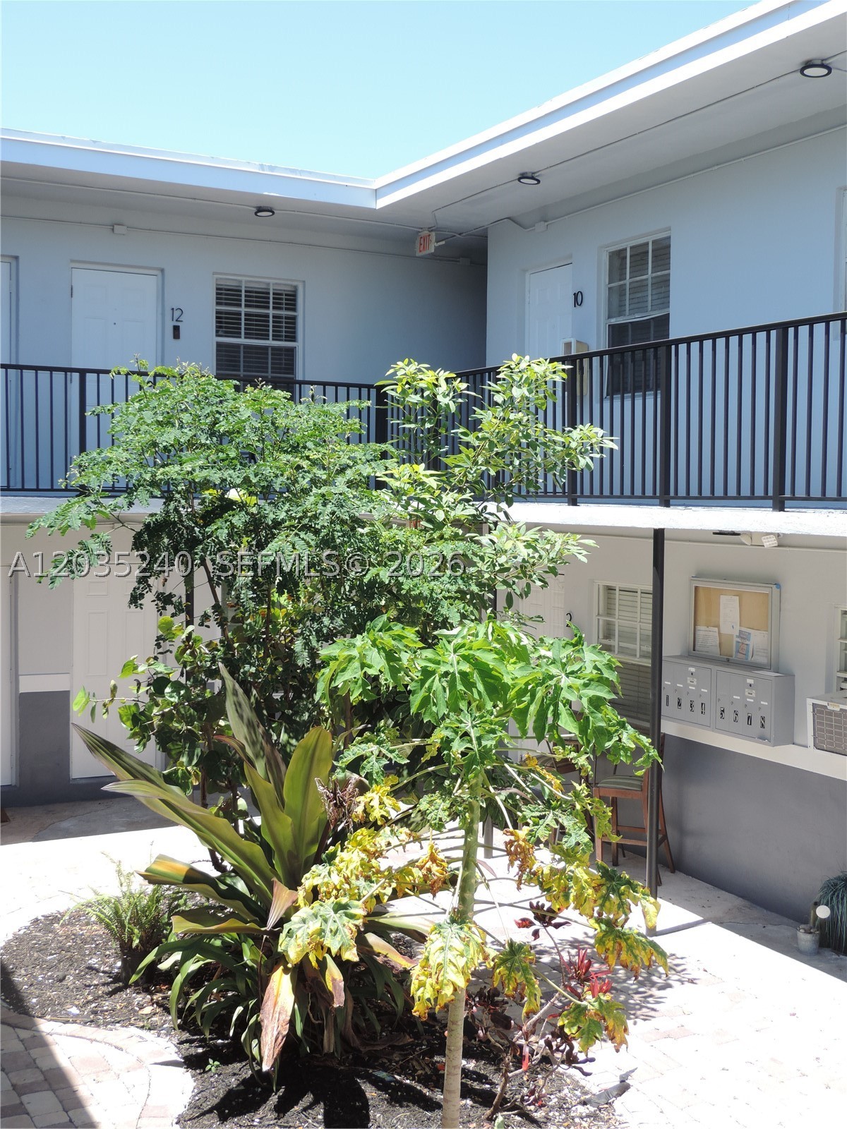 THOMAS GROVE CONDO - Residential