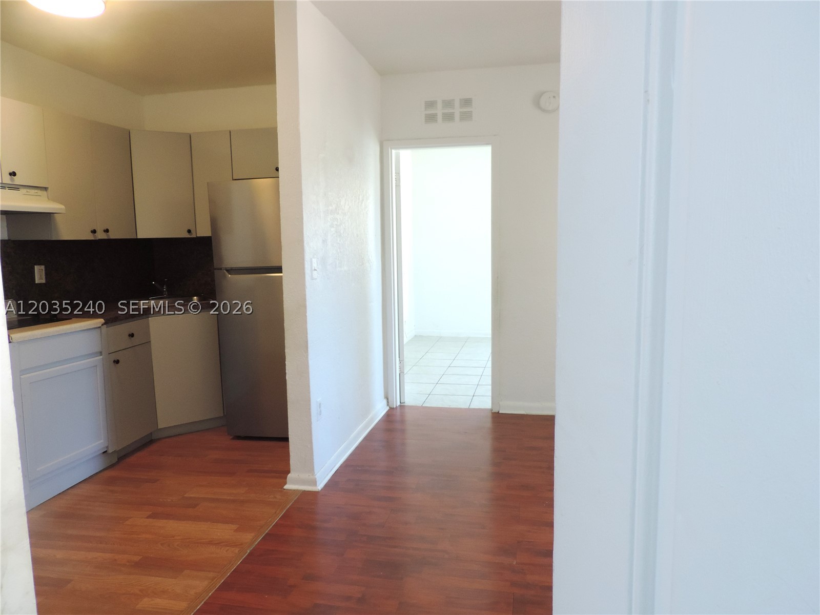 THOMAS GROVE CONDO - Residential