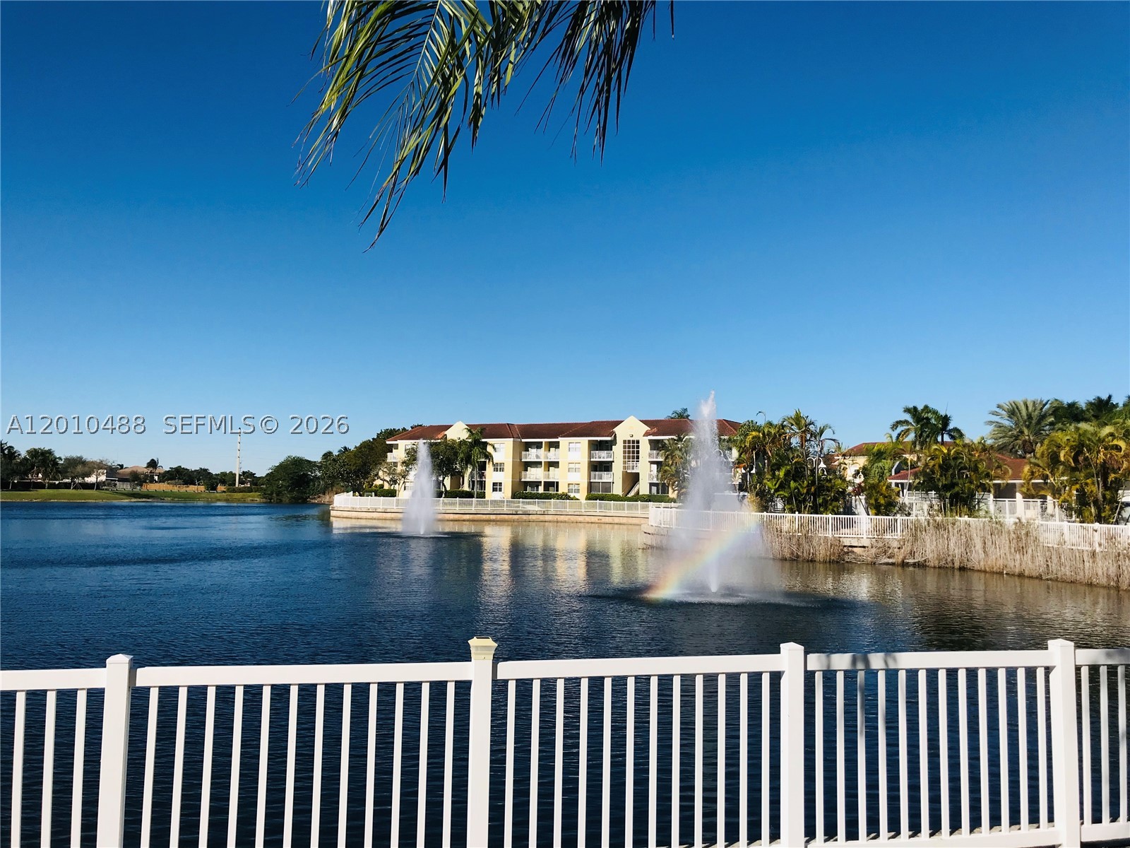 LE CLUB AT OLD CUTLER CON - Residential