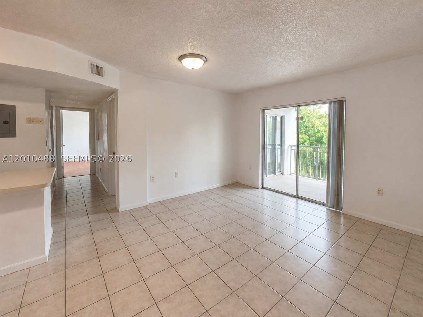 LE CLUB AT OLD CUTLER CON - Residential