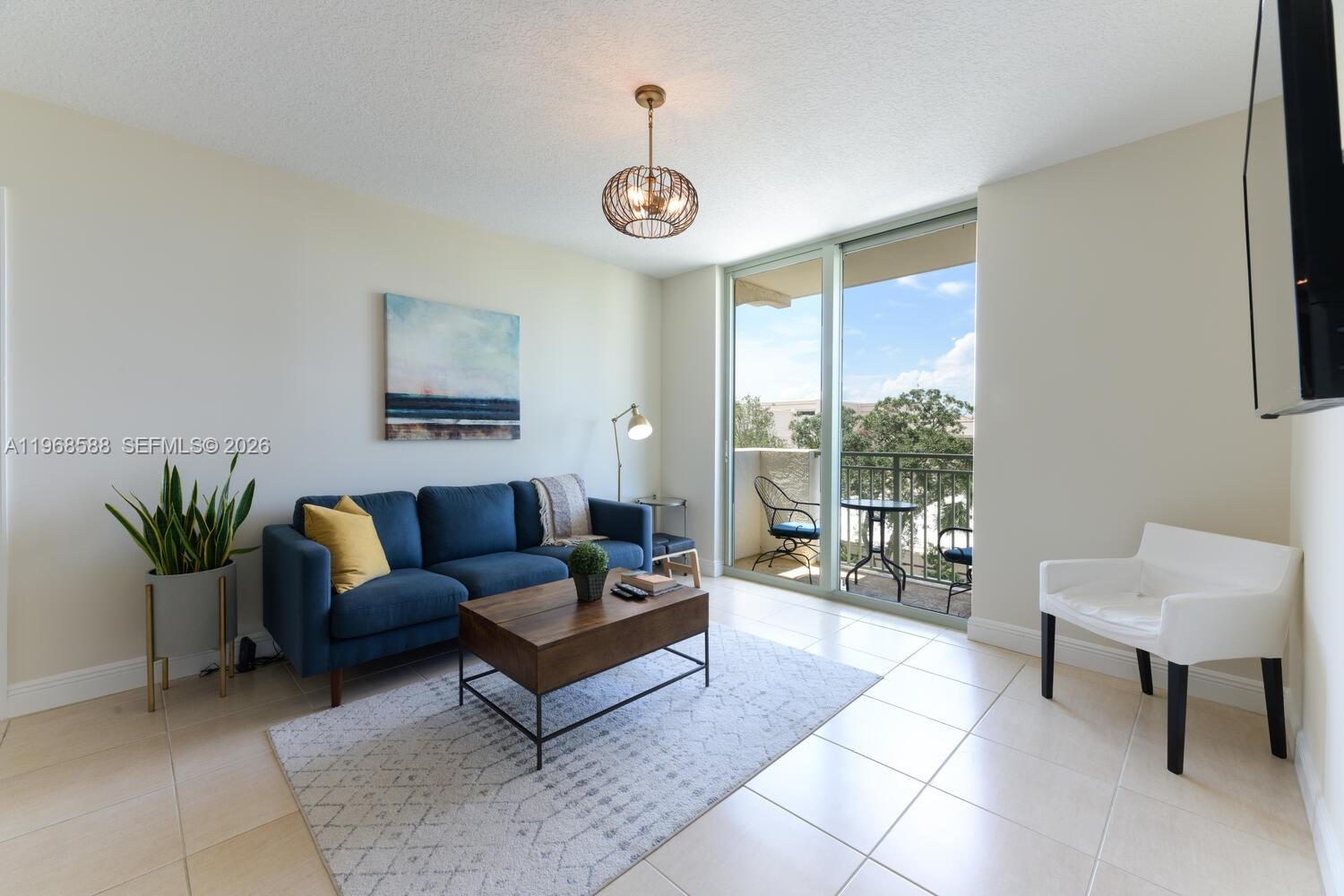 610 CLEMATIS CONDO - Residential