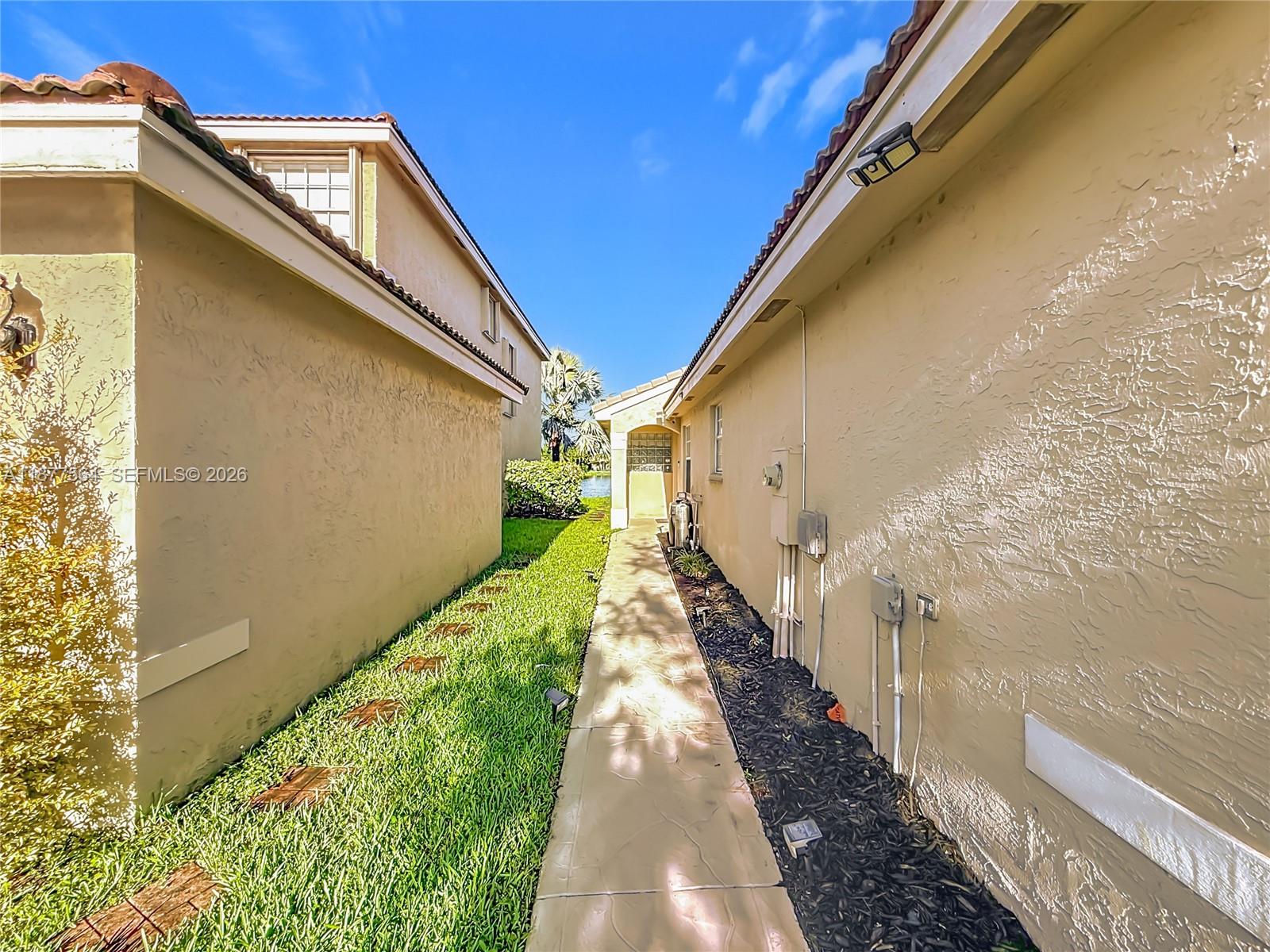 SILVER LAKES PHASE III RE - Residential