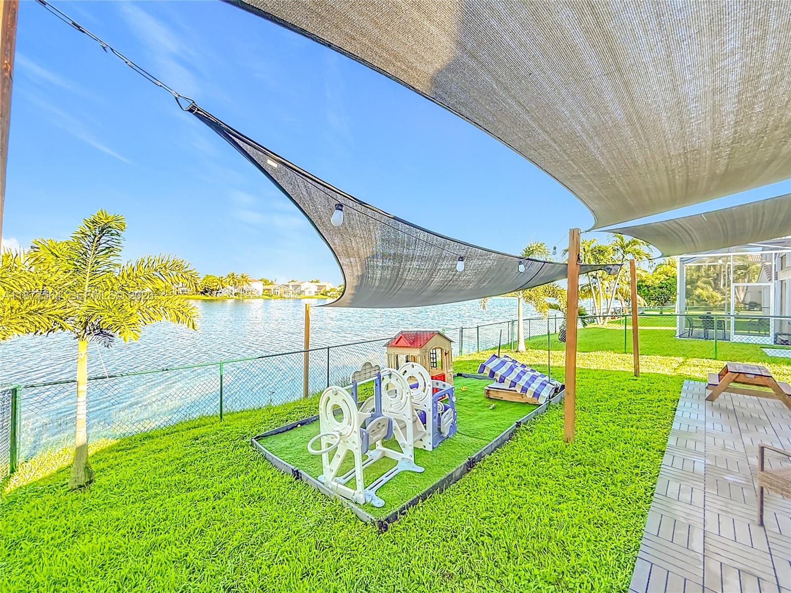 SILVER LAKES PHASE III RE - Residential
