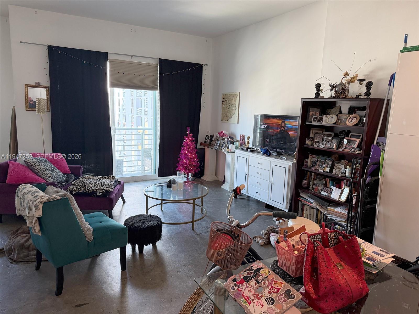THE LOFT DOWNTOWN II COND - Residential