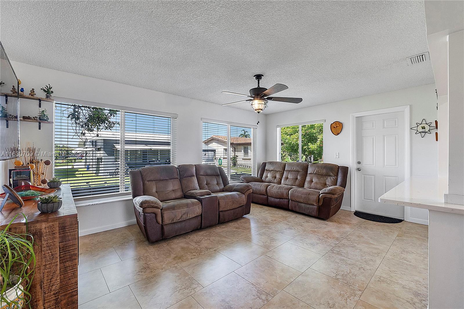 MAINLANDS OF TAMARAC LAKE - Residential