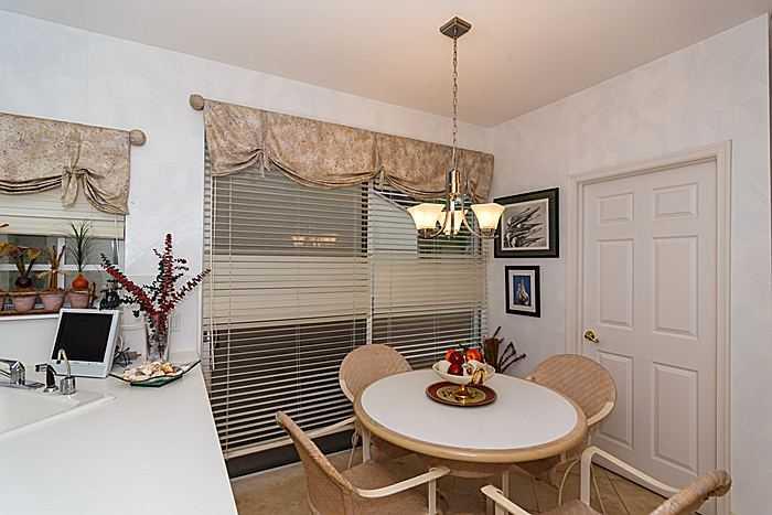 DORAL ESTATES VILLAS - Residential