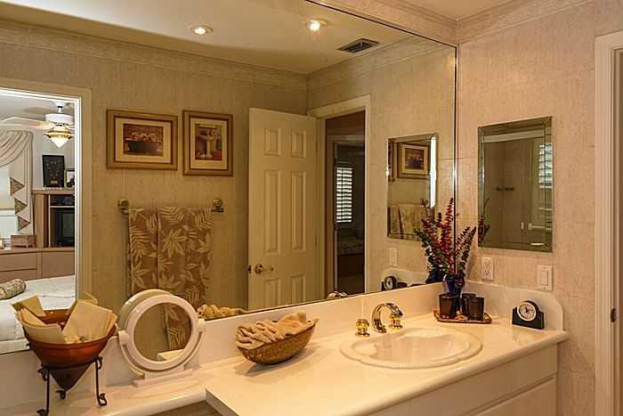 DORAL ESTATES VILLAS - Residential