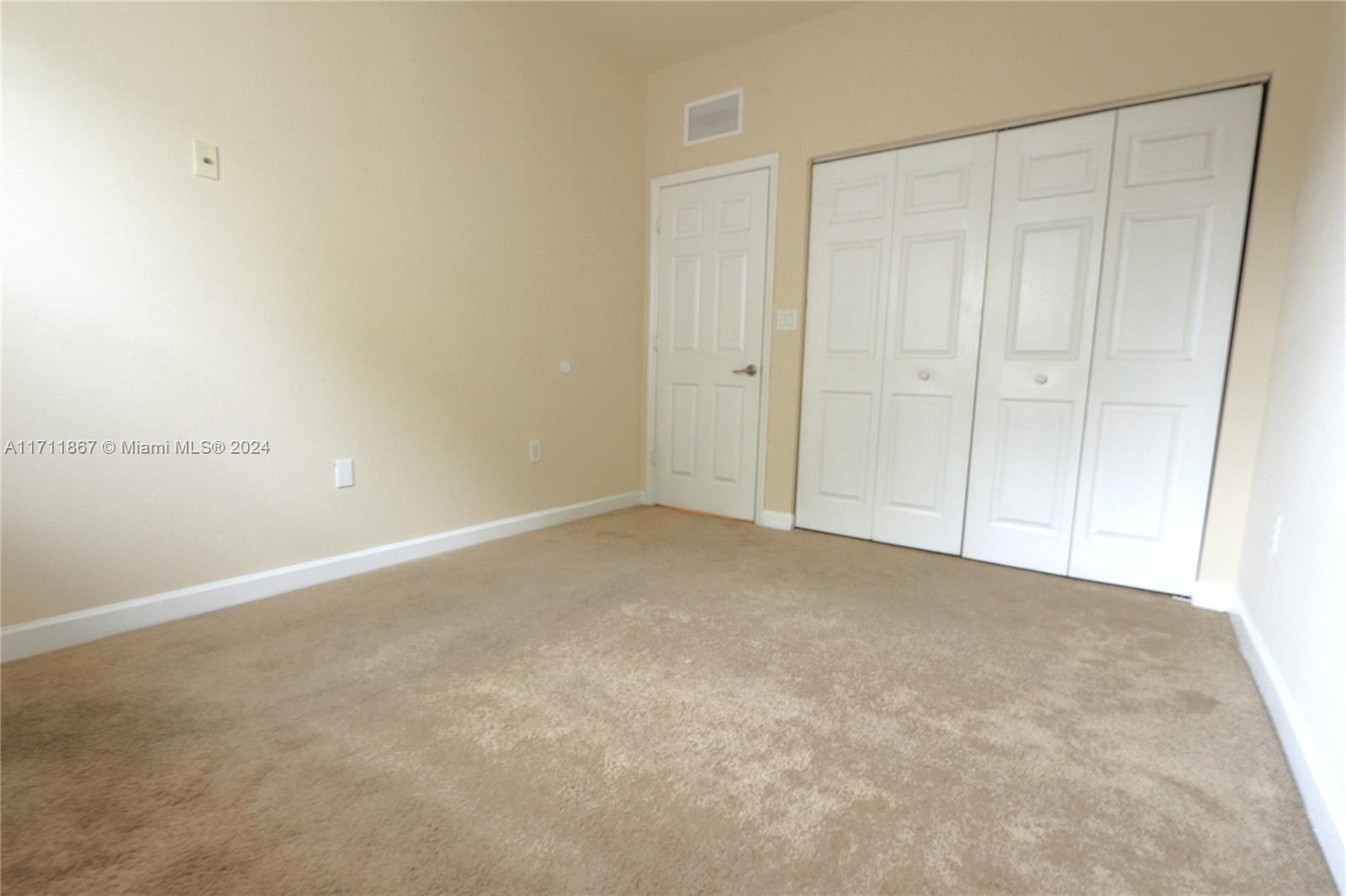 KENDALL SQUARE - Residential Lease