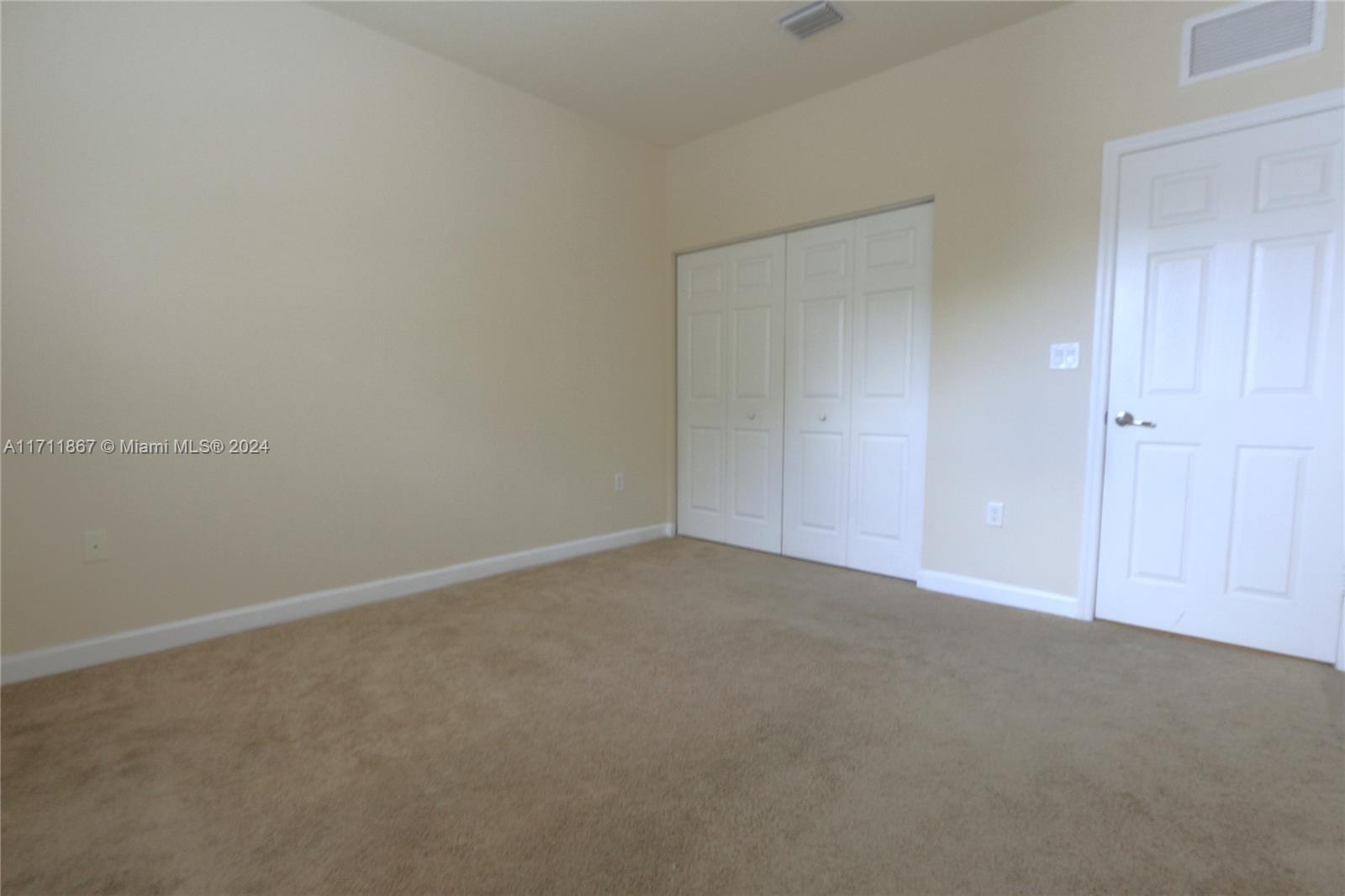 KENDALL SQUARE - Residential Lease