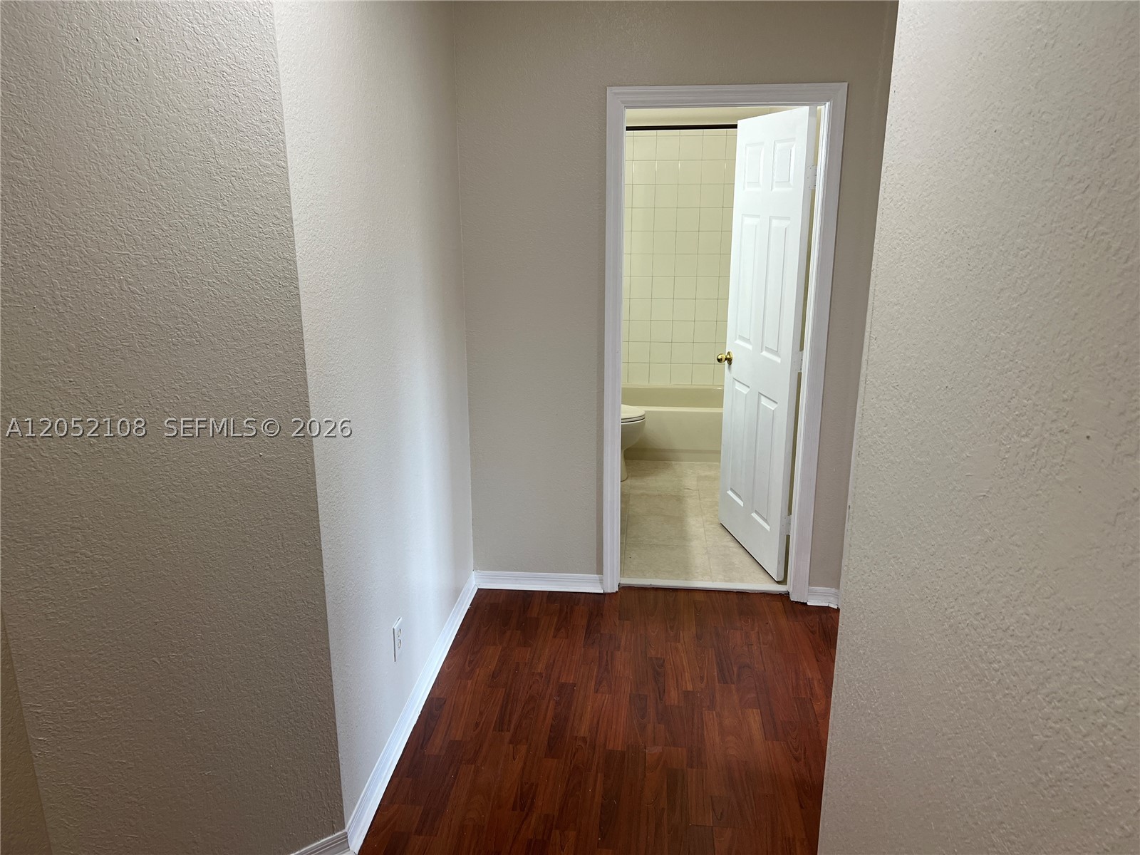 MOWRY VILLAS - Residential Lease