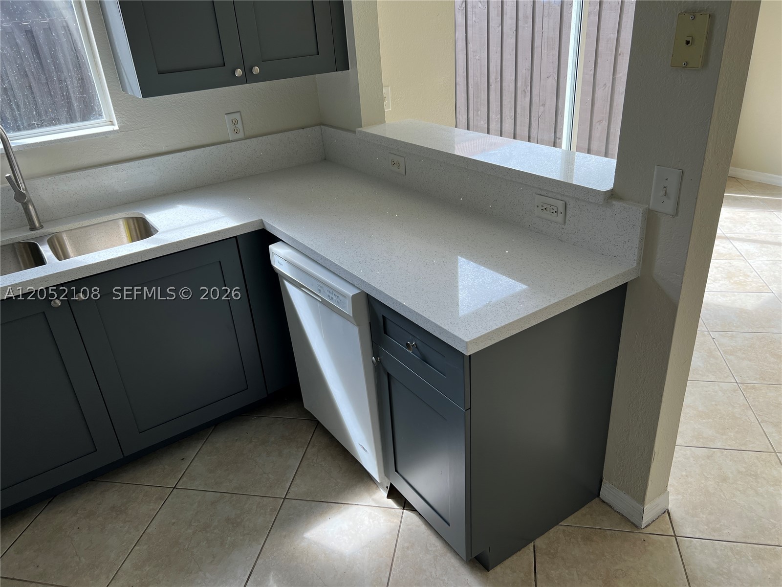MOWRY VILLAS - Residential Lease