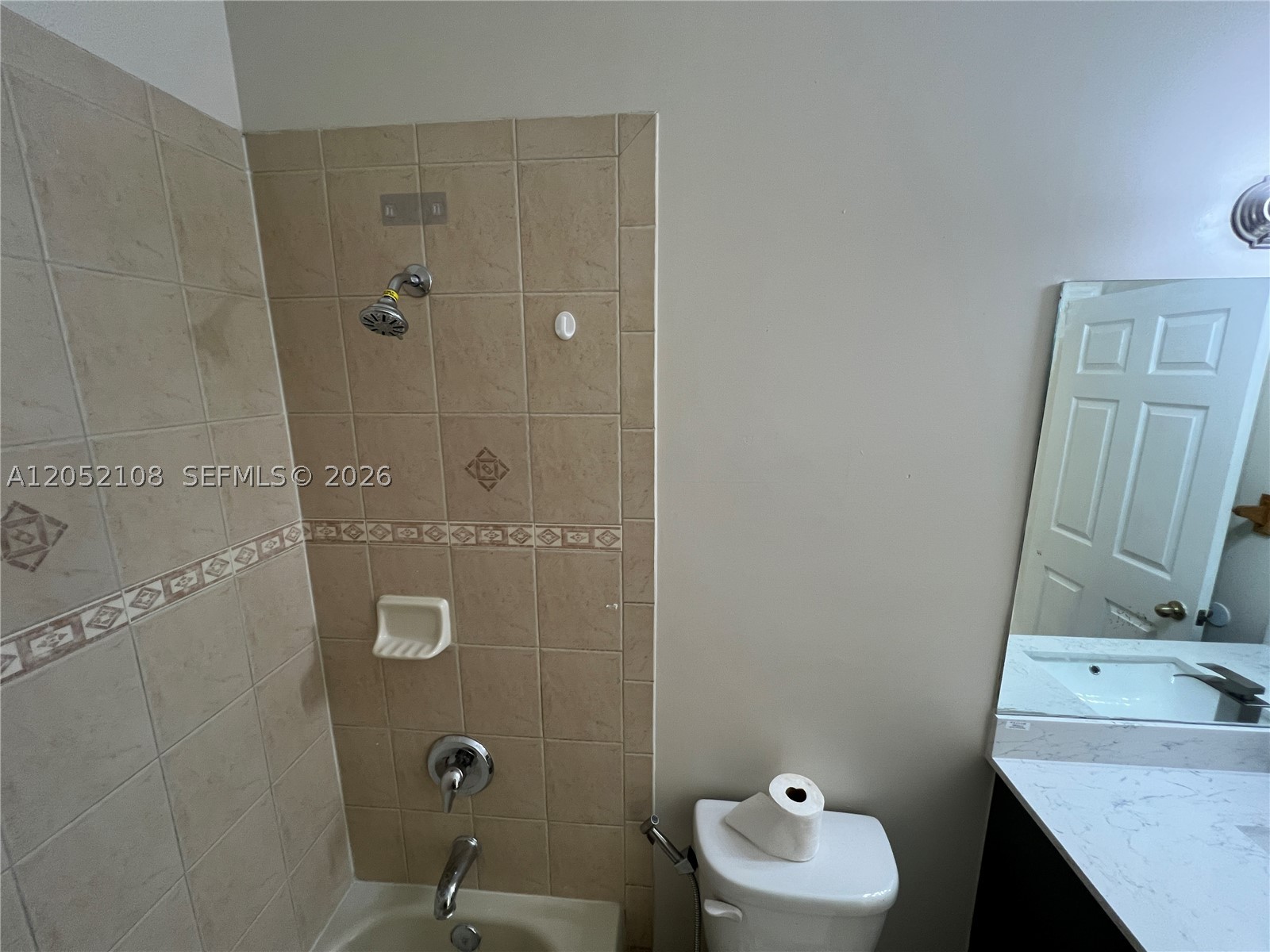 MOWRY VILLAS - Residential Lease