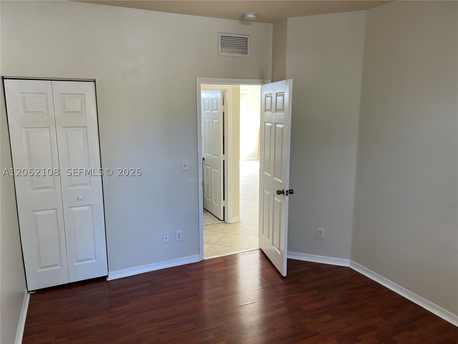 MOWRY VILLAS - Residential Lease
