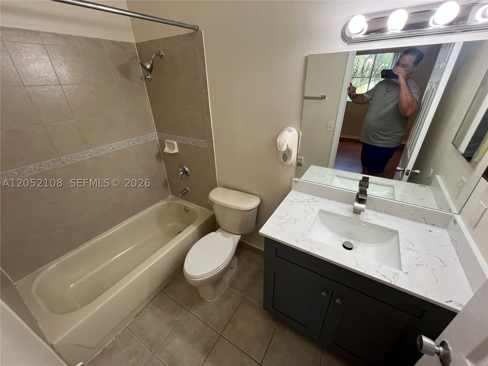 MOWRY VILLAS - Residential Lease