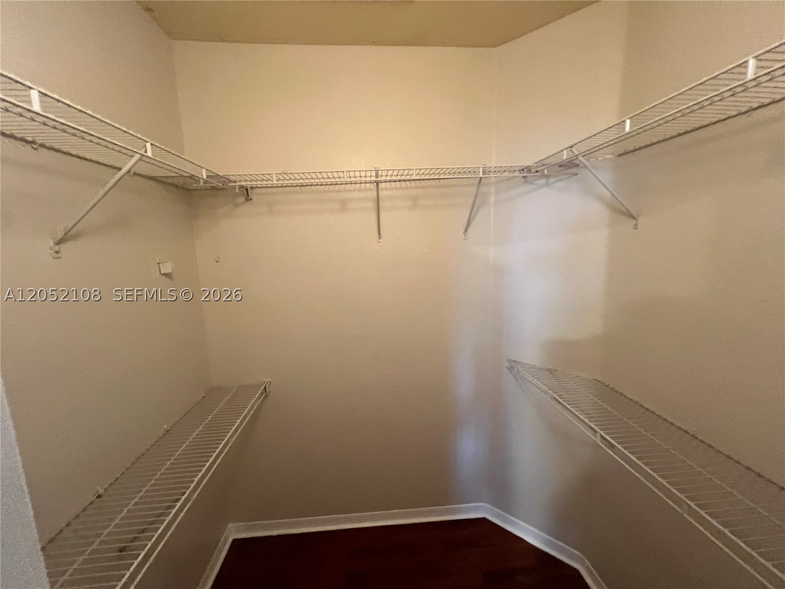 MOWRY VILLAS - Residential Lease