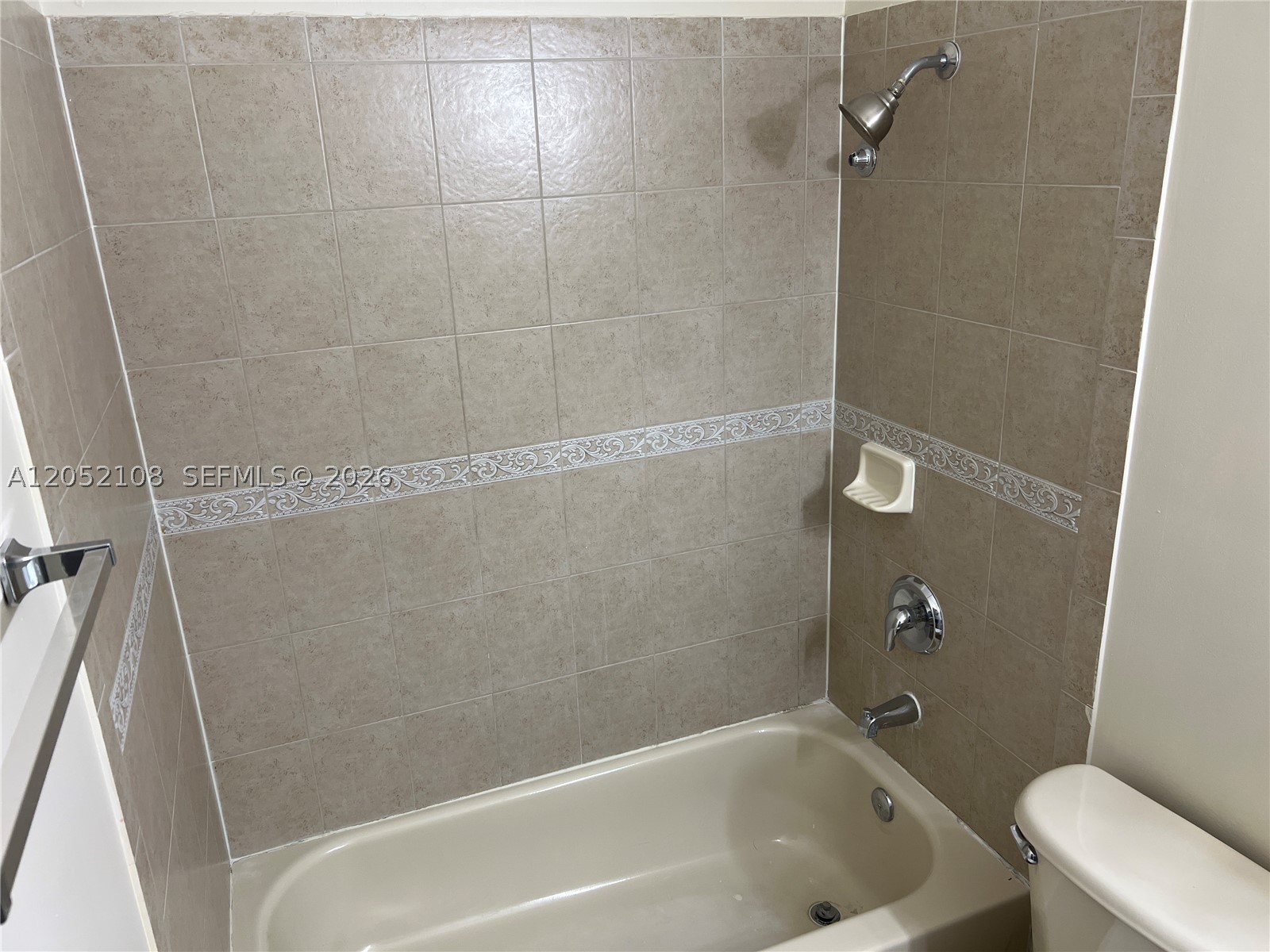 MOWRY VILLAS - Residential Lease