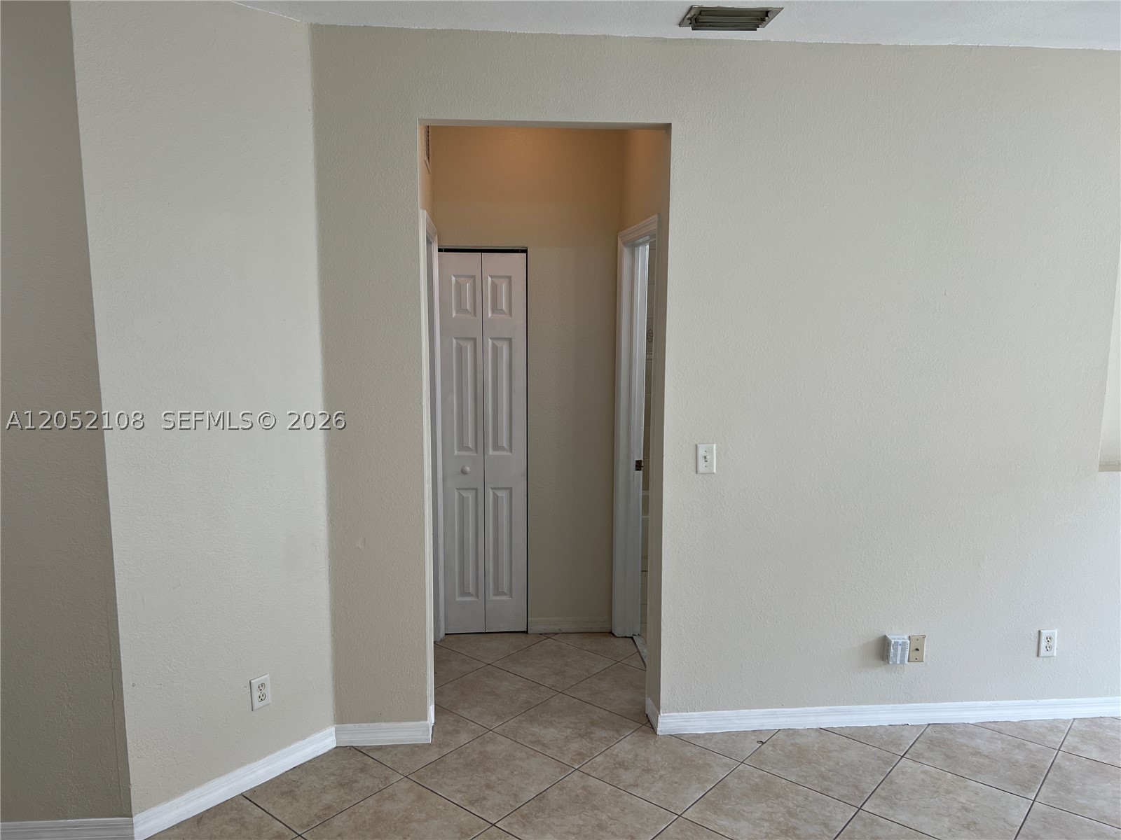 MOWRY VILLAS - Residential Lease