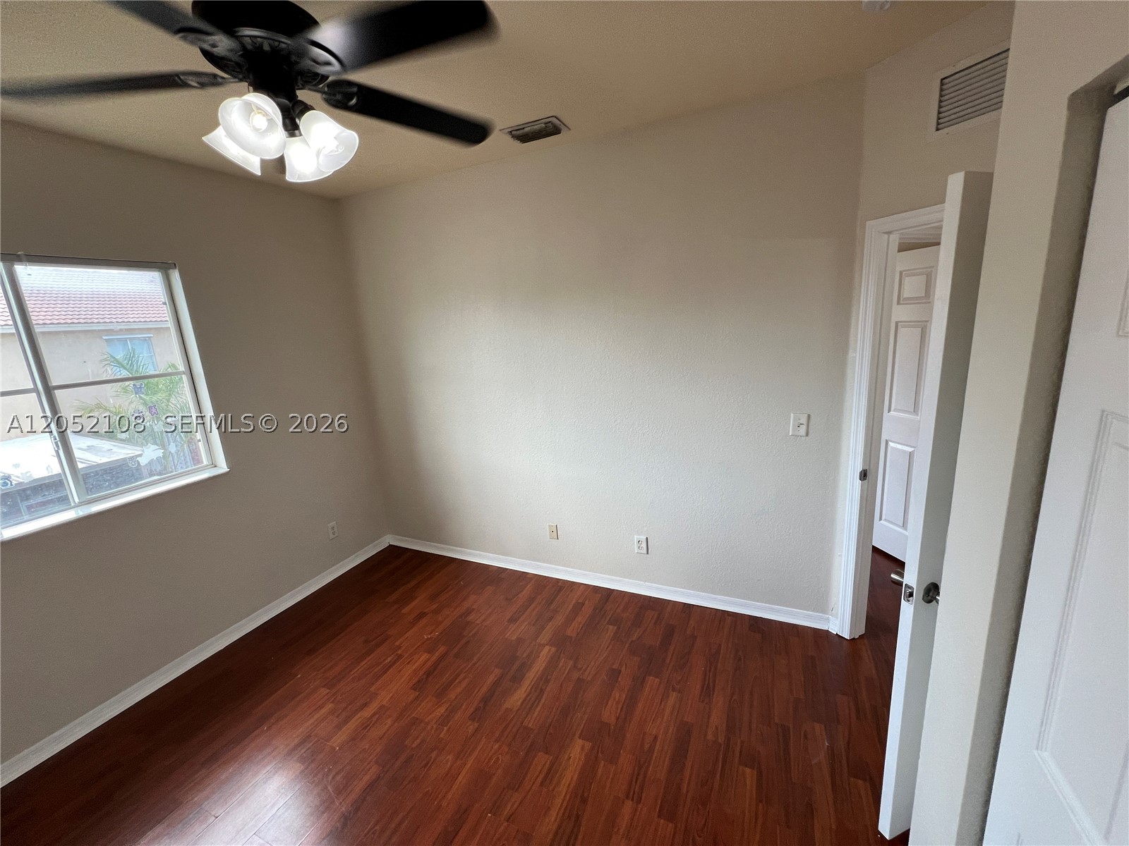 MOWRY VILLAS - Residential Lease
