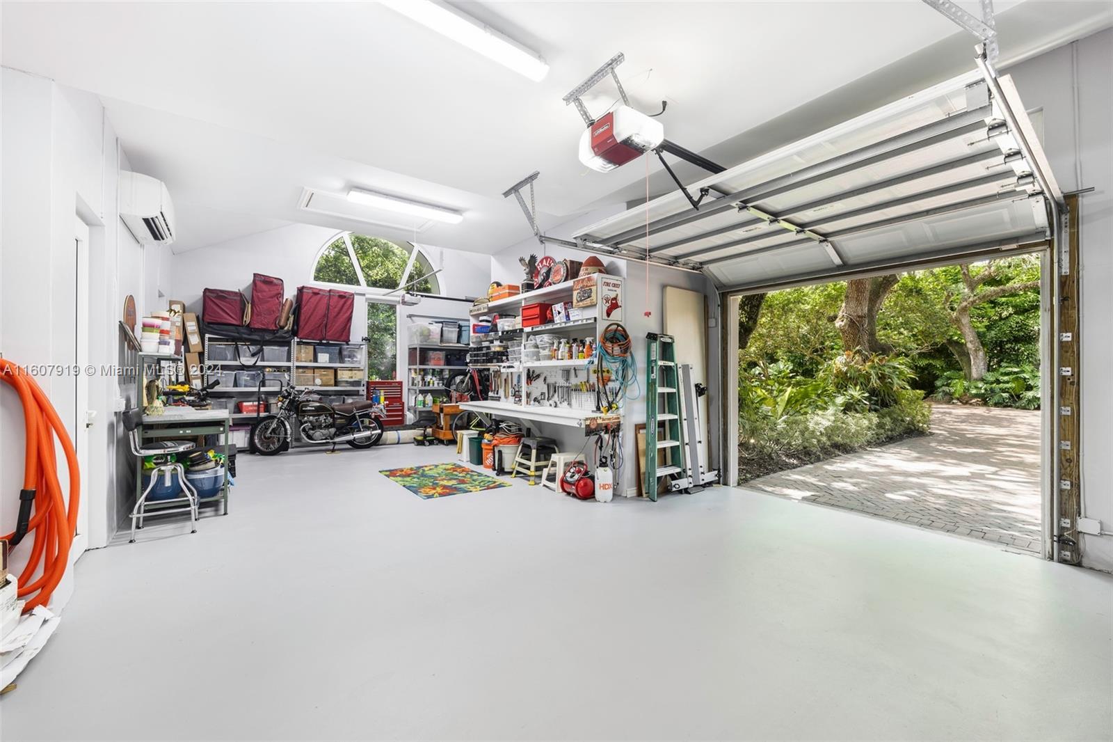 HELMS COUNTRY ESTATES RE- - Residential