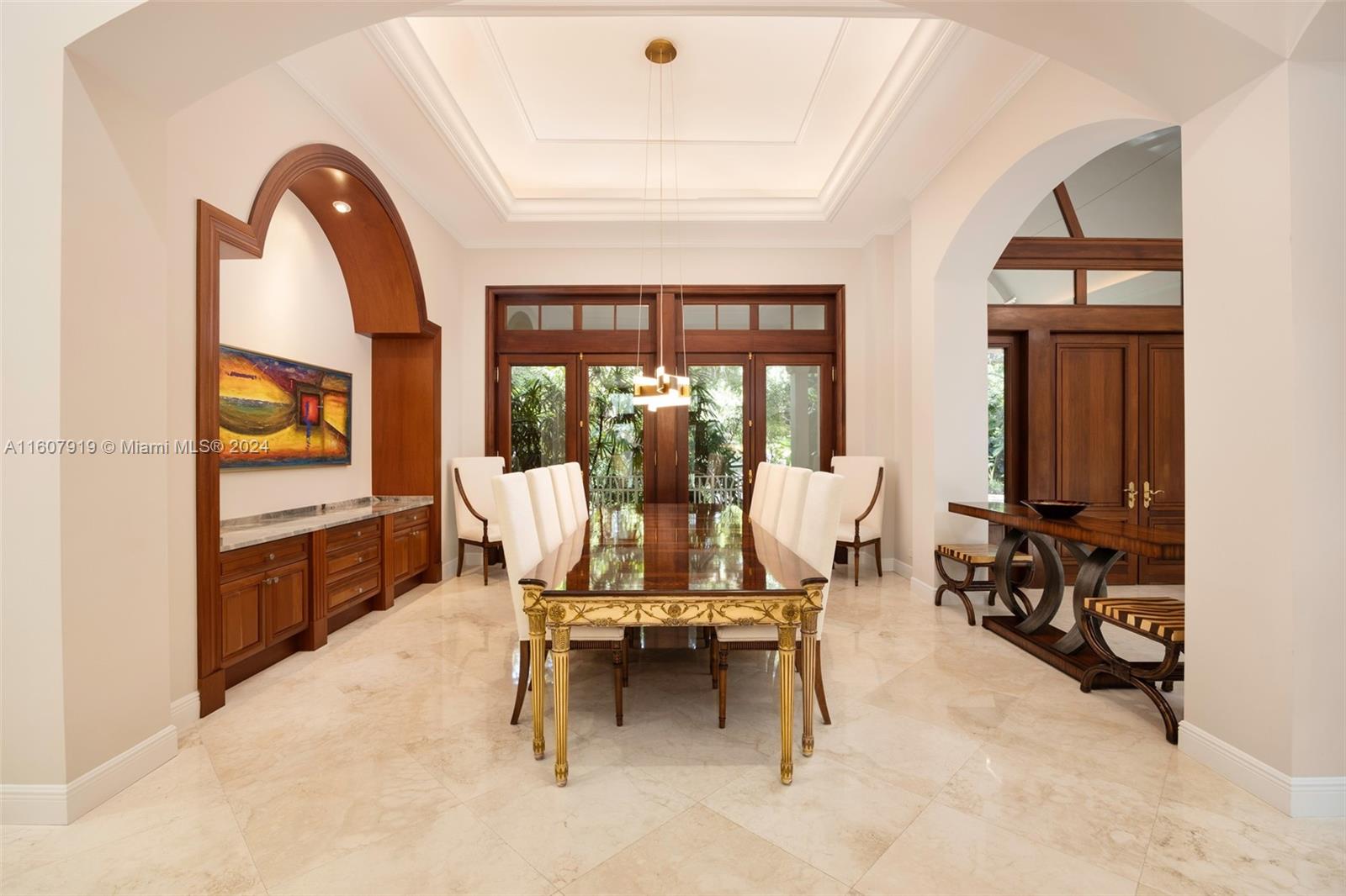 HELMS COUNTRY ESTATES RE- - Residential