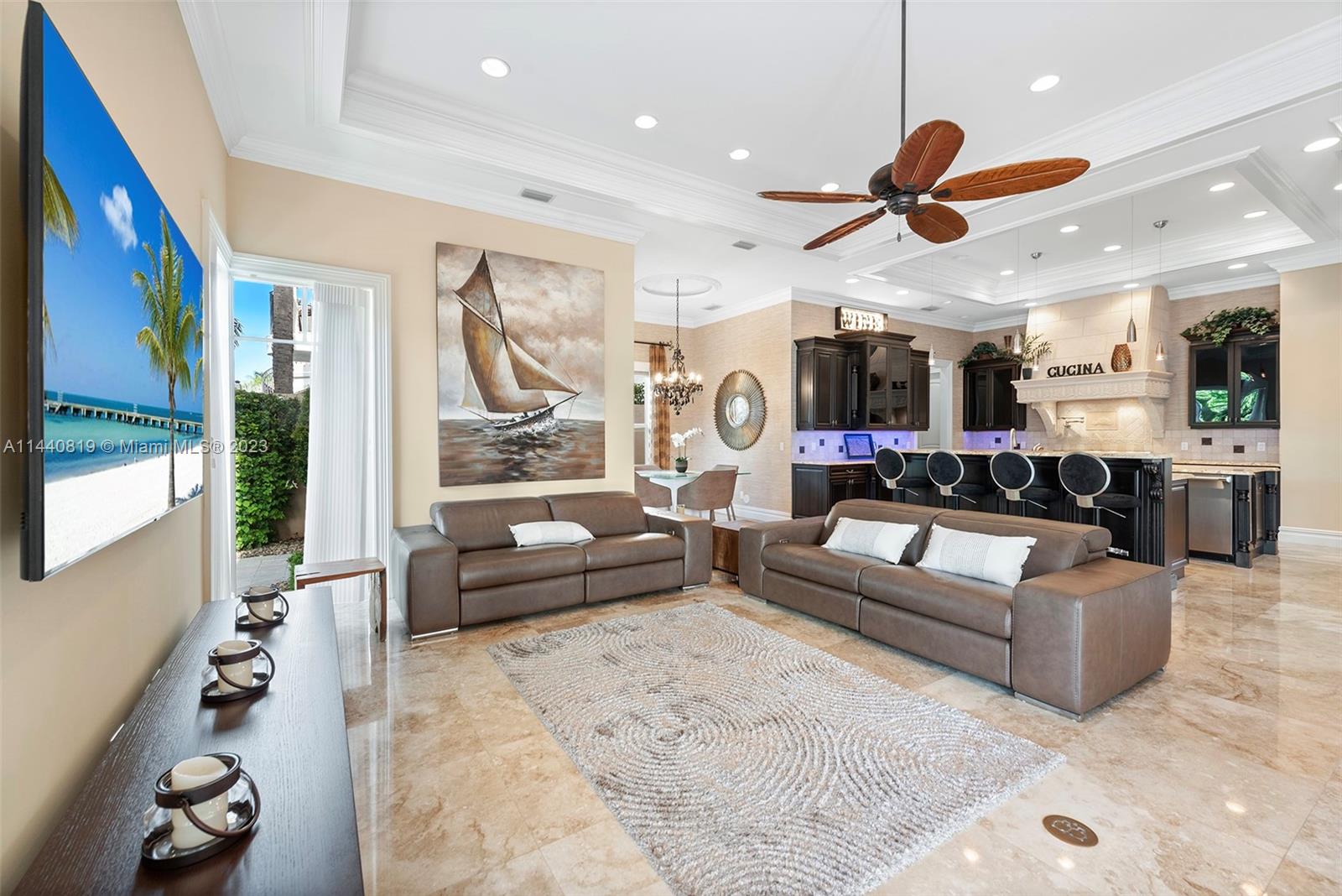 TROPIC ISLE 2ND SEC - Residential