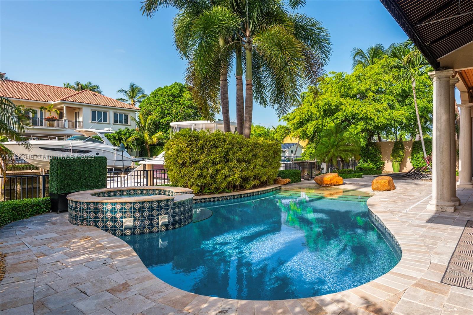 TROPIC ISLE 2ND SEC - Residential
