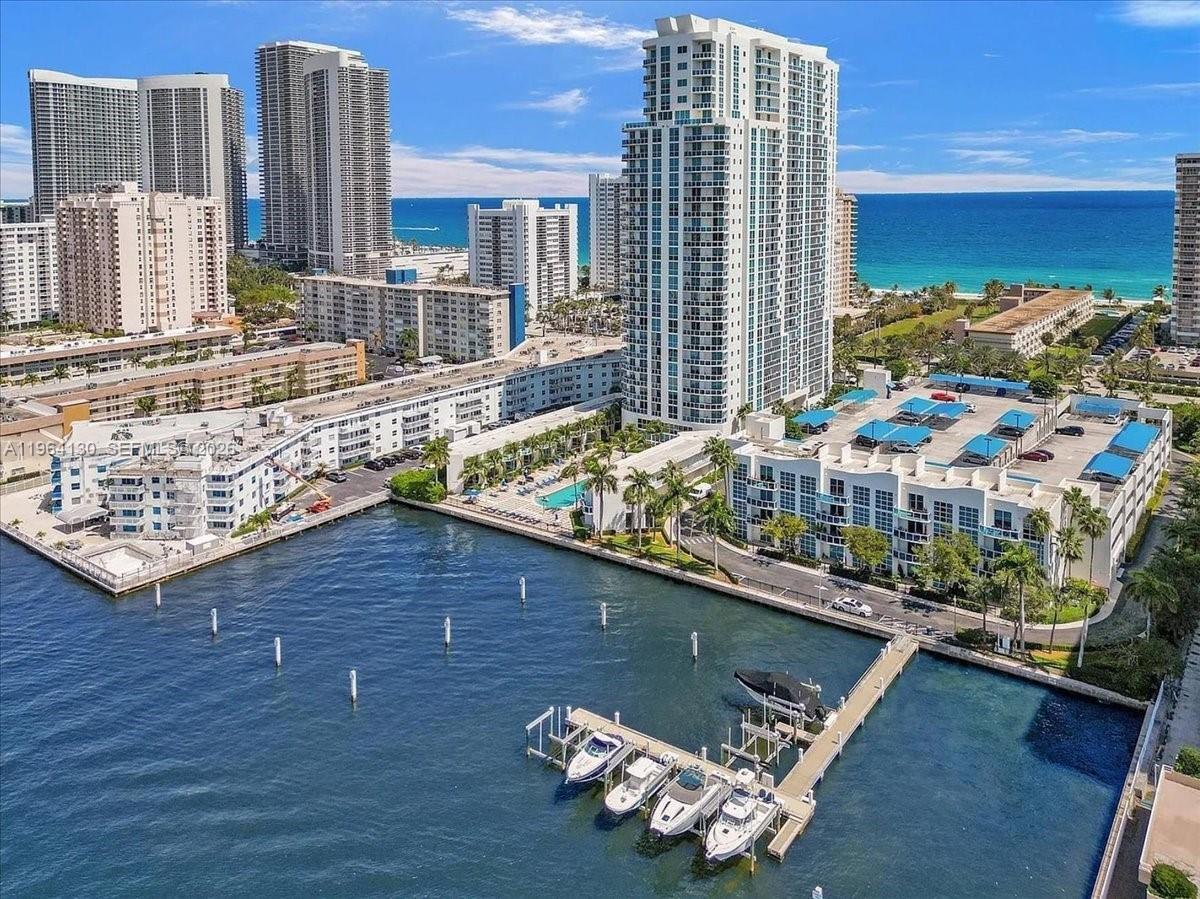 OCEAN MARINE YACHT CLUB C - Residential