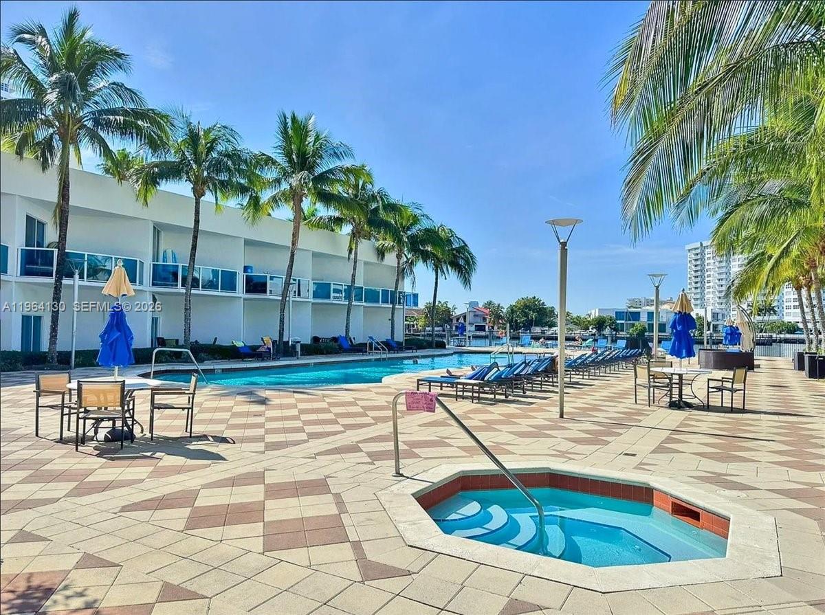 OCEAN MARINE YACHT CLUB C - Residential
