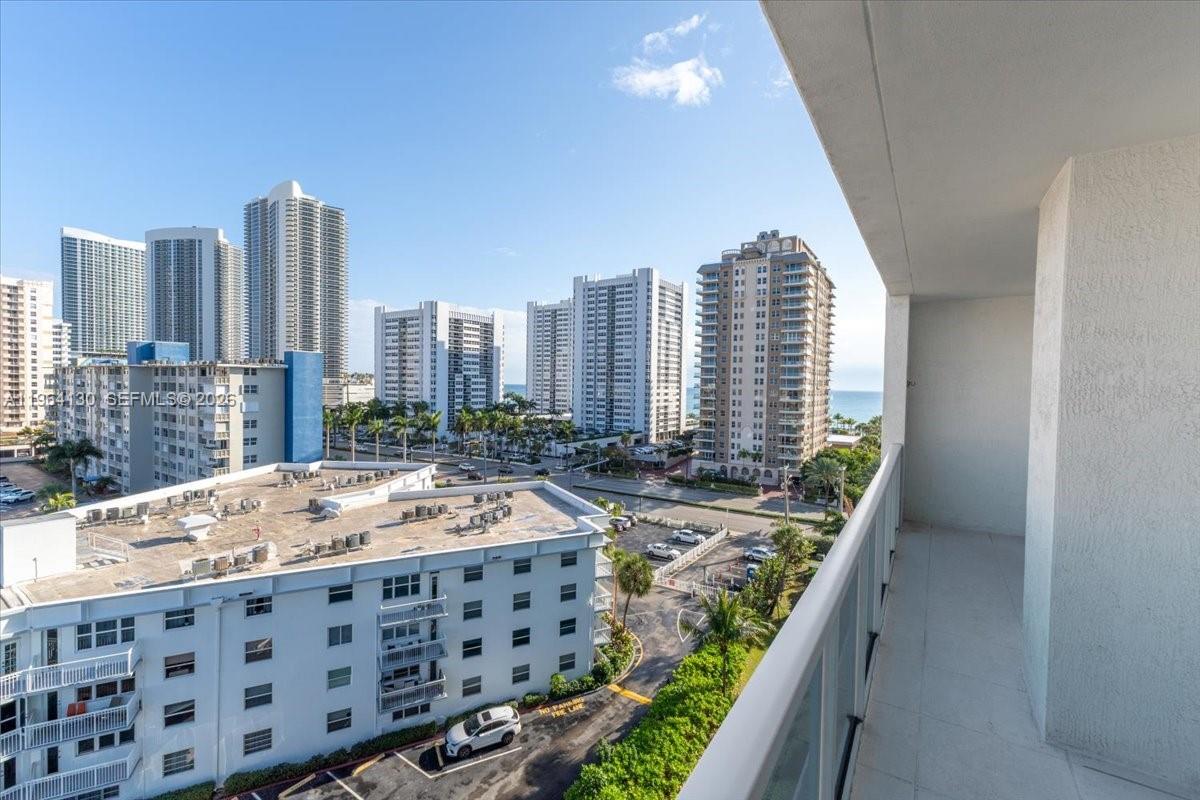 OCEAN MARINE YACHT CLUB C - Residential