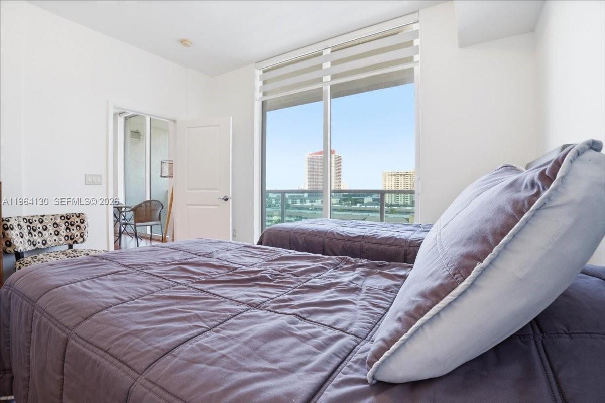OCEAN MARINE YACHT CLUB C - Residential