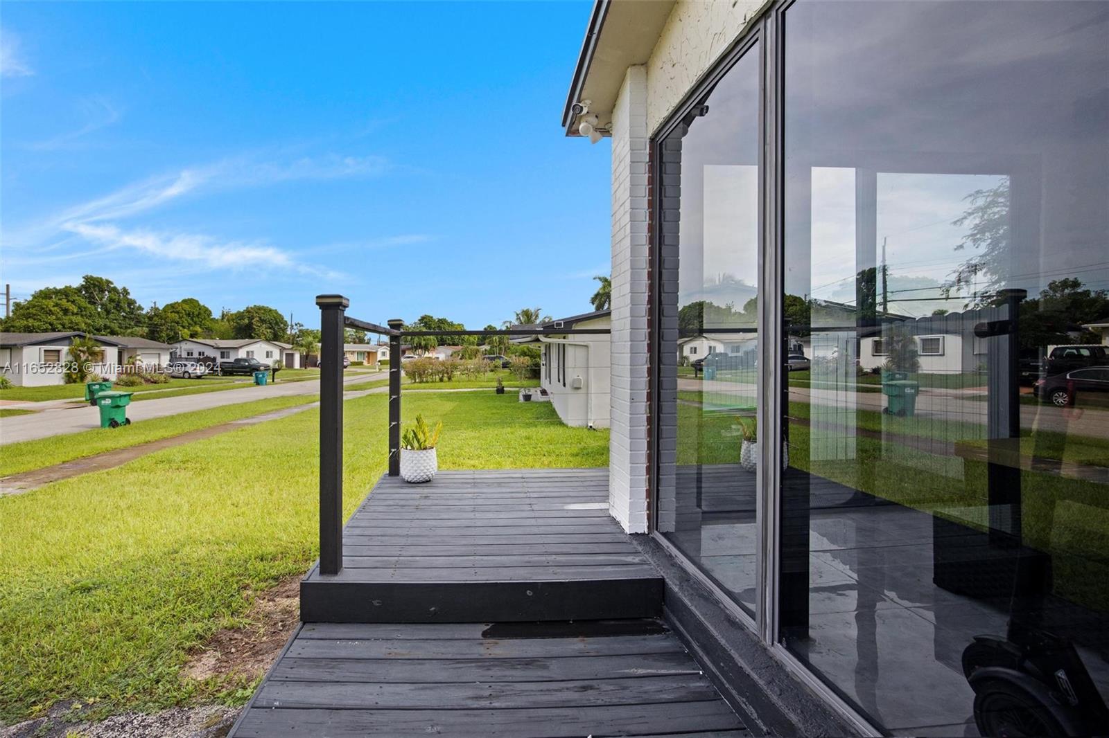 FAIRWAY HOUSE SEC 1 - Residential