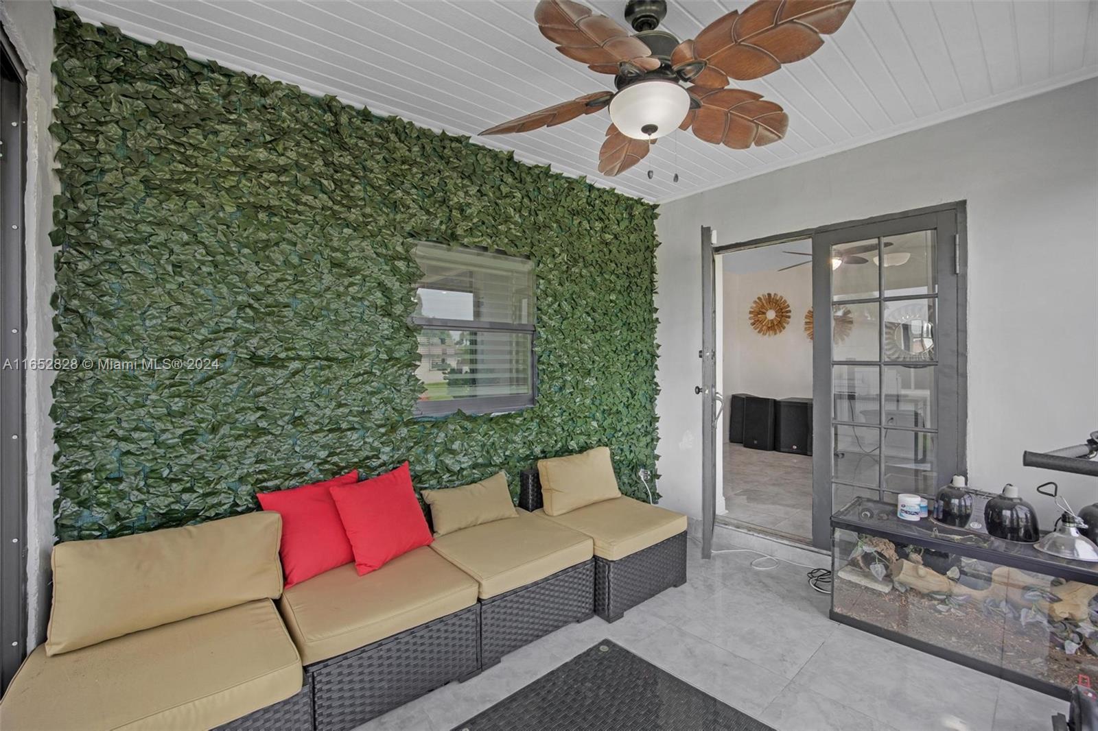 FAIRWAY HOUSE SEC 1 - Residential