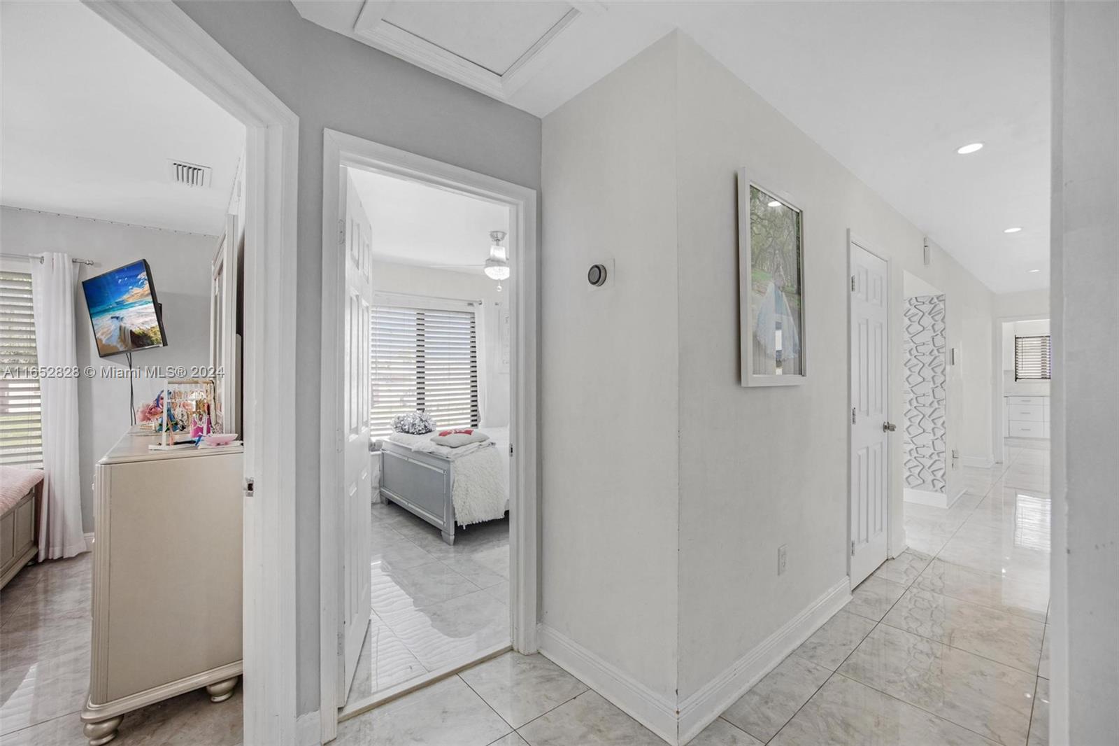 FAIRWAY HOUSE SEC 1 - Residential