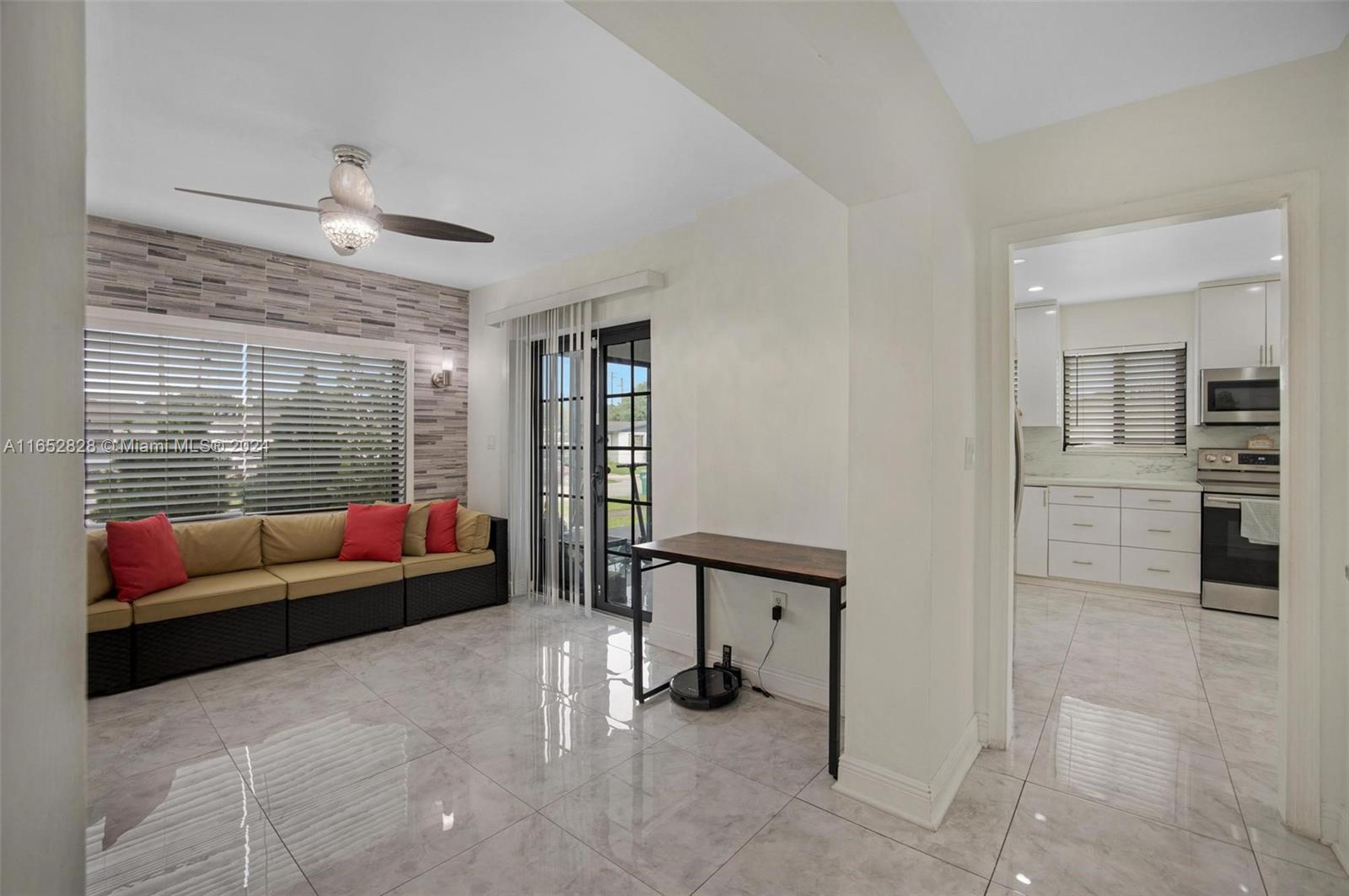 FAIRWAY HOUSE SEC 1 - Residential