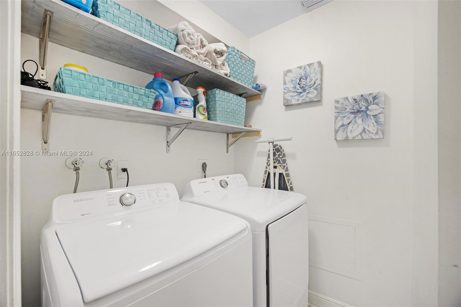 FAIRWAY HOUSE SEC 1 - Residential