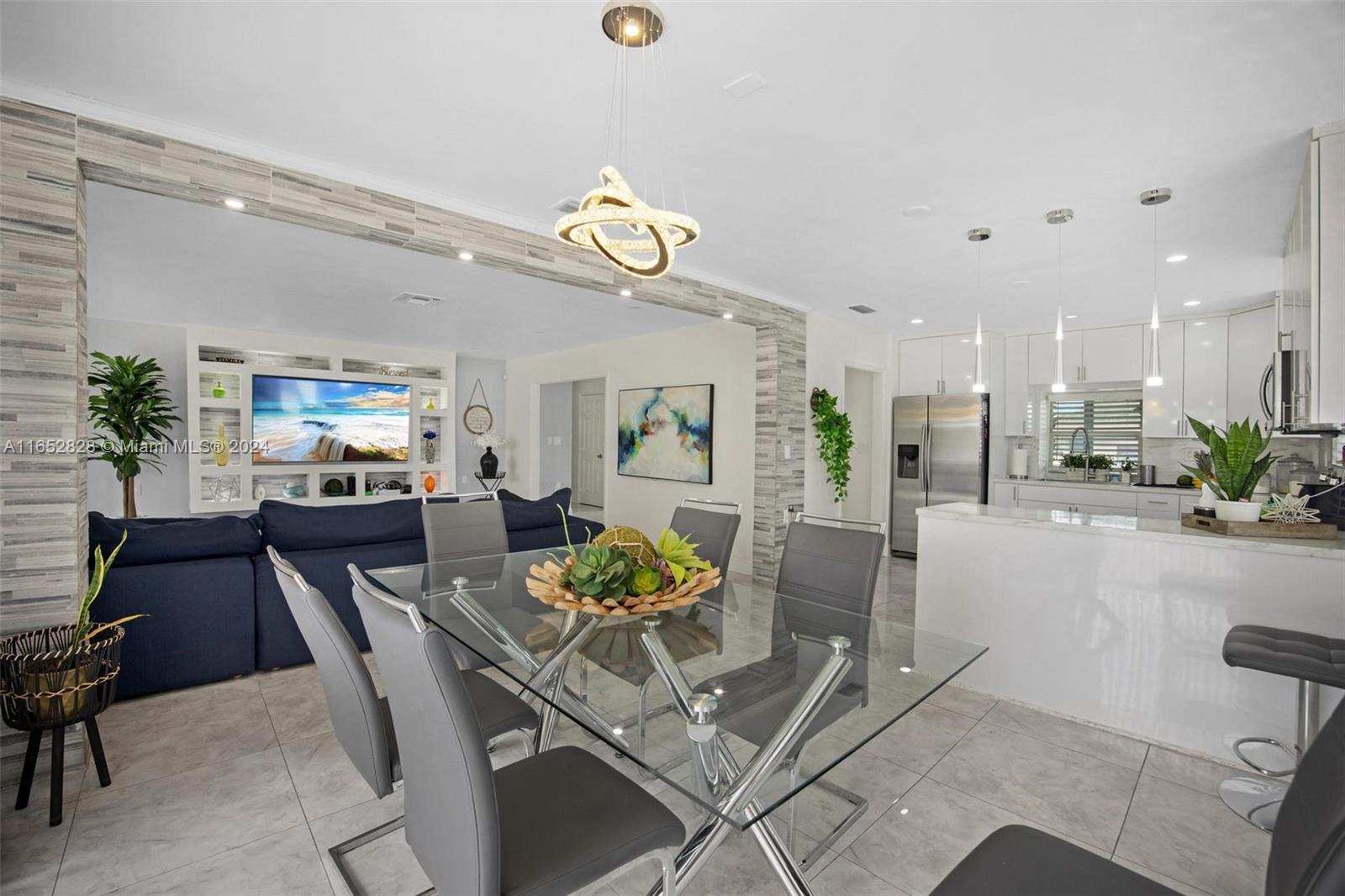 FAIRWAY HOUSE SEC 1 - Residential