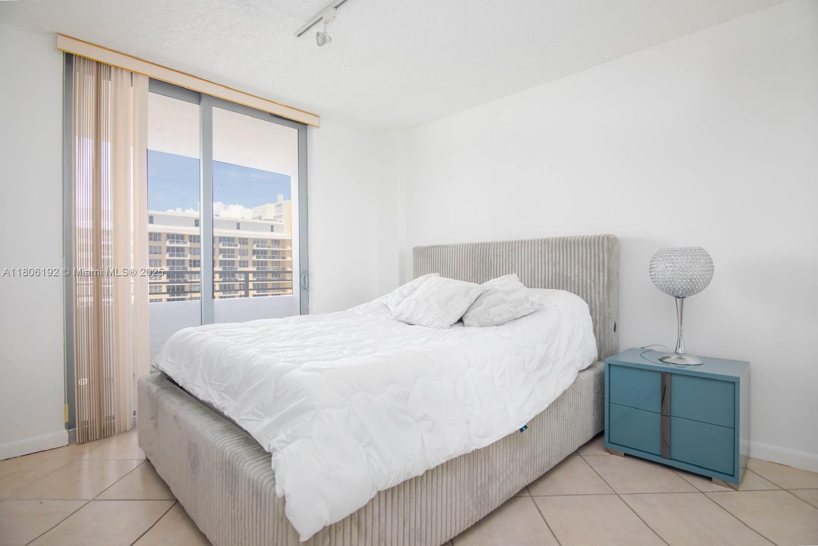 OCEANSIDE PLAZA CONDO - Residential