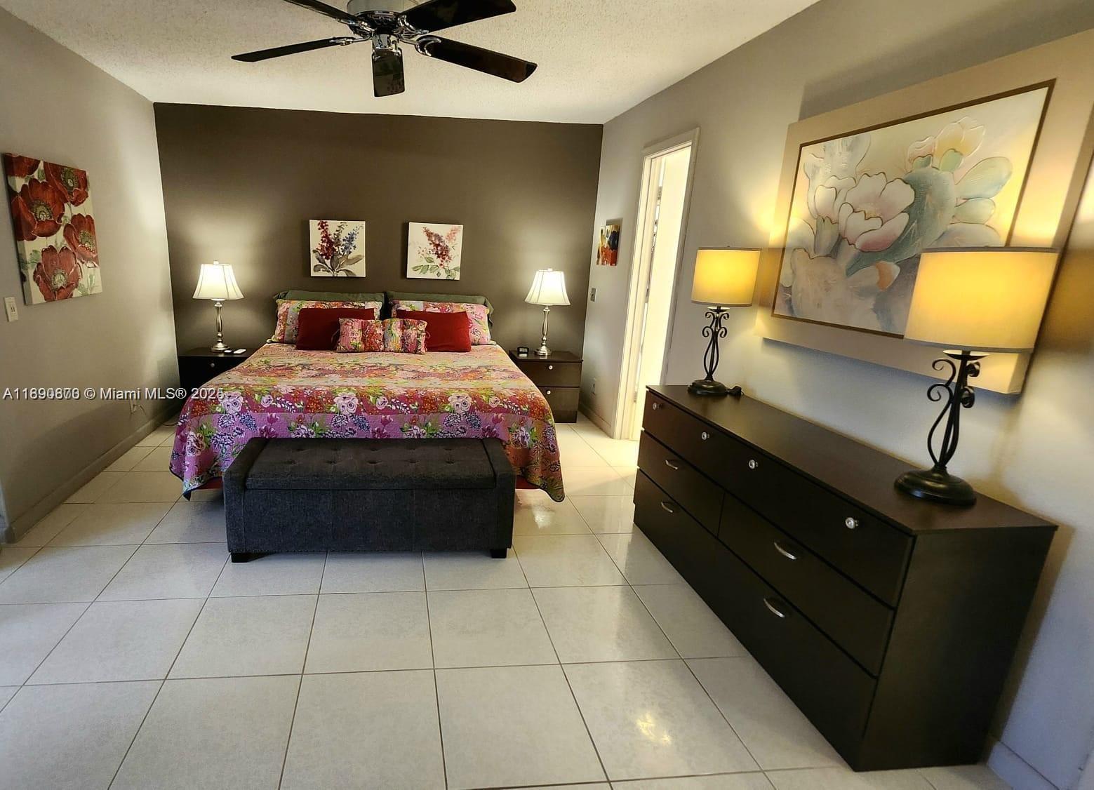 ELLESMERE D CONDO - Residential