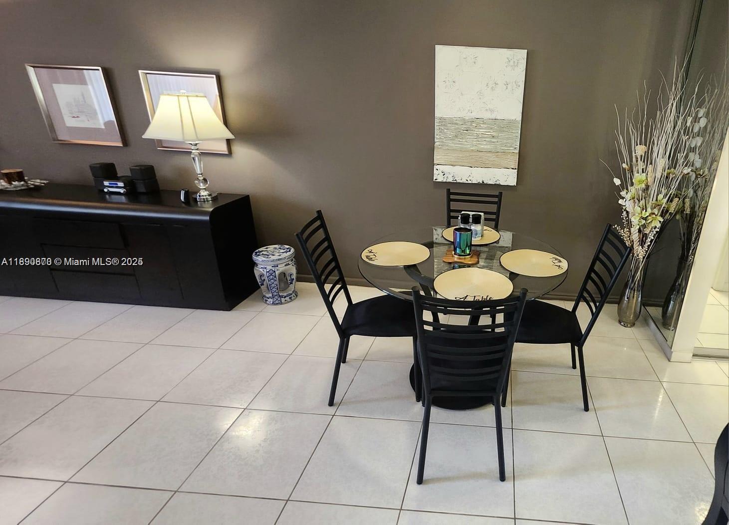 ELLESMERE D CONDO - Residential