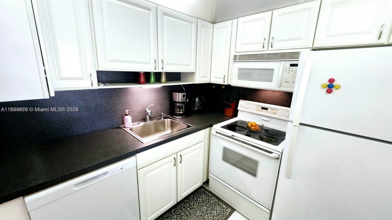 ELLESMERE D CONDO - Residential