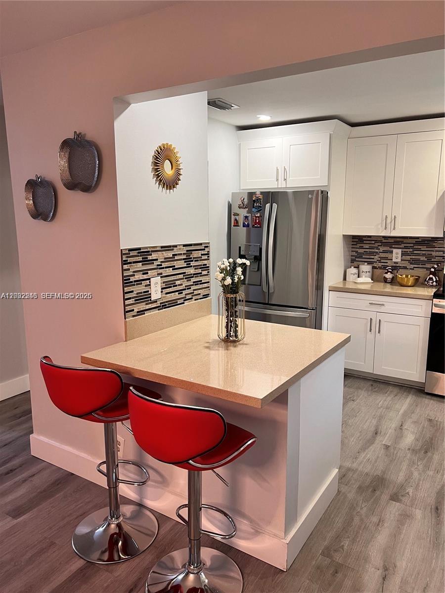 BANYAN ESTATES - Residential Lease