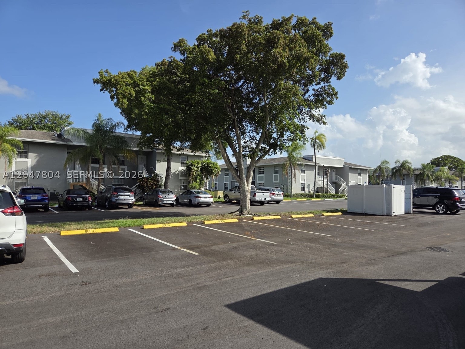 MONTEREY VILLAGE-ONE COND - Residential